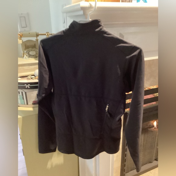 Patagonia, 1/2 zip activewear size S - Picture 5 of 6
